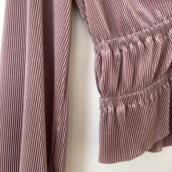 Zara pleated blouse - Picture 3 of 5